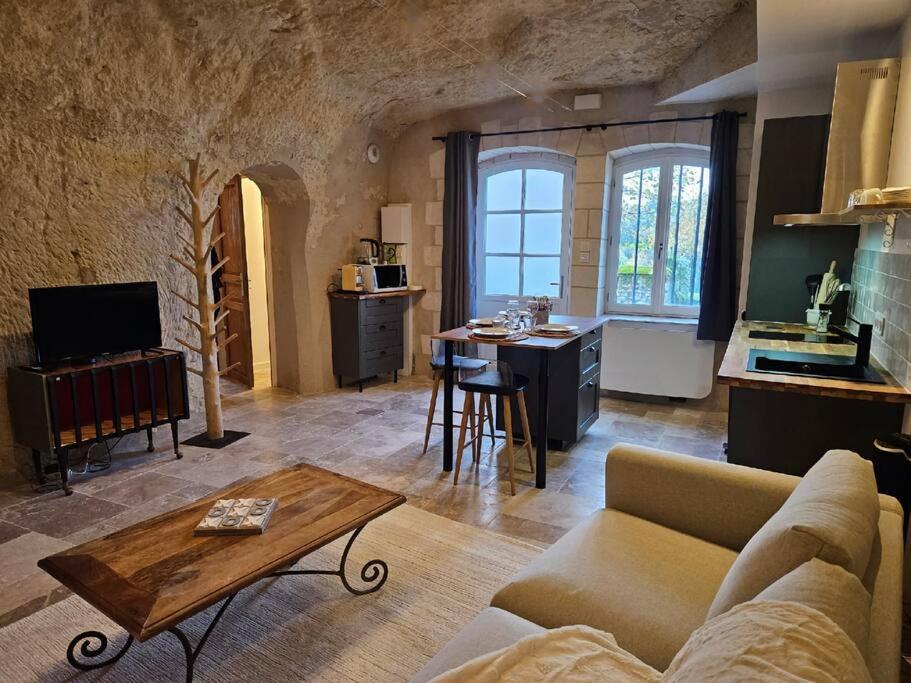 Charmante Maison Troglodyte Loire Valley روتشيكوربون المظهر الخارجي الصورة
